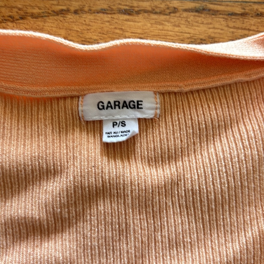 Garage Cardigan - Picture 2 of 4